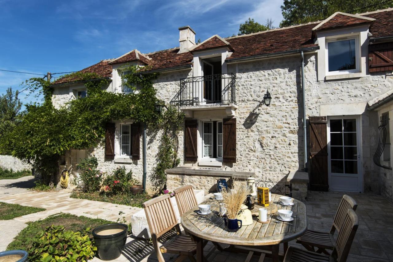 Le Riad Bourguignon Ouanne エクステリア 写真