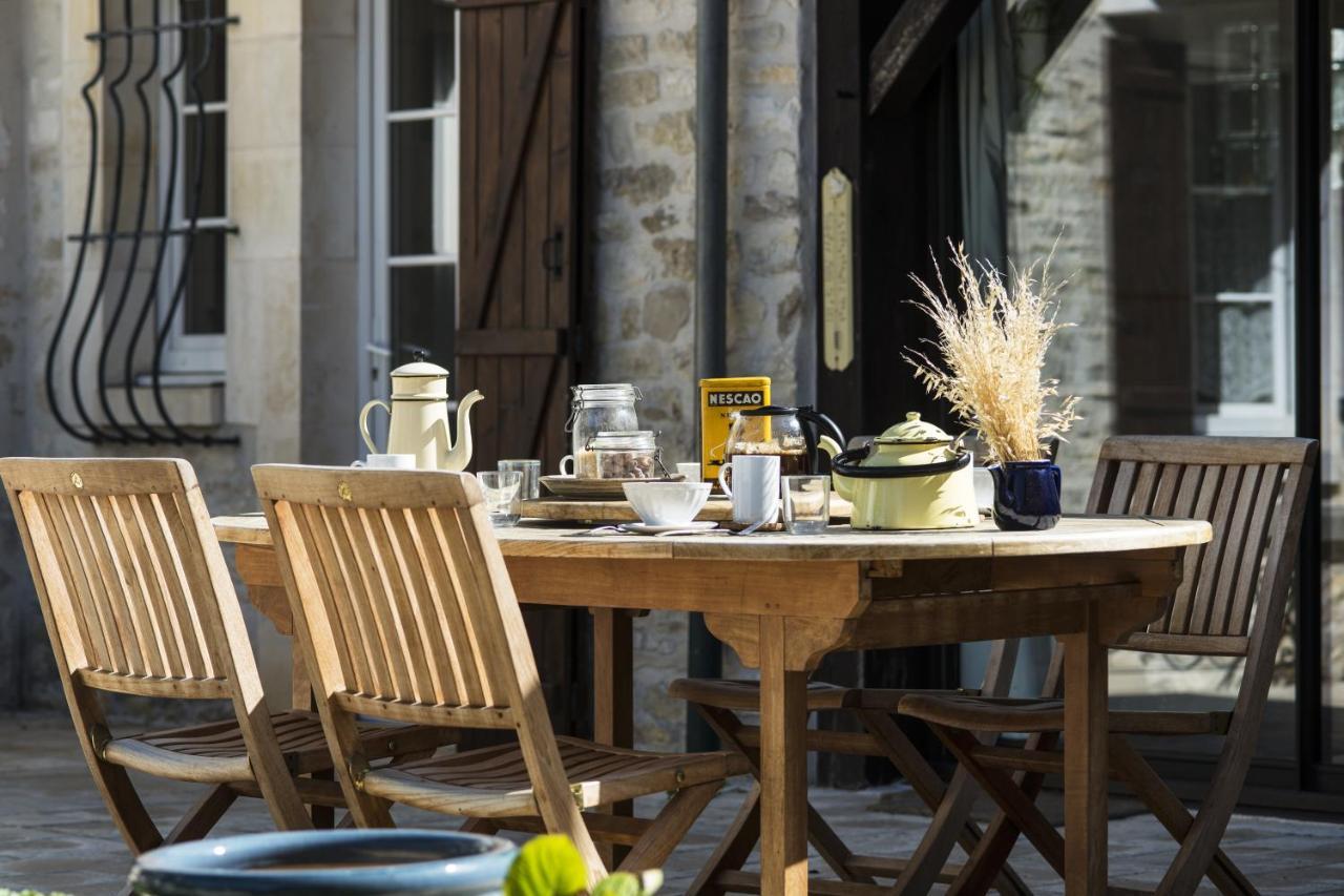 Le Riad Bourguignon Ouanne エクステリア 写真