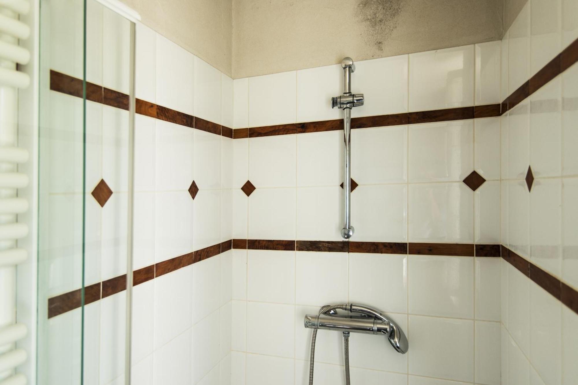 Le Riad Bourguignon Ouanne エクステリア 写真