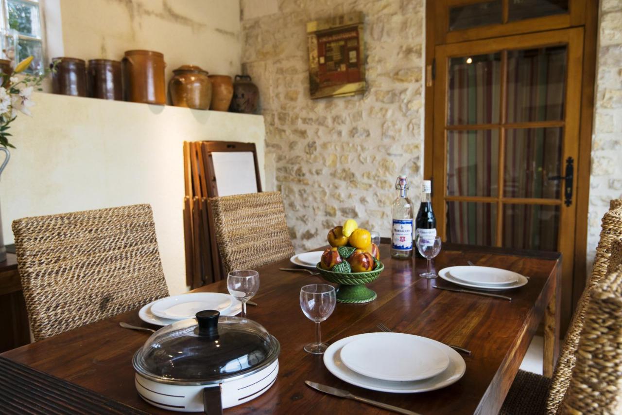 Le Riad Bourguignon Ouanne エクステリア 写真